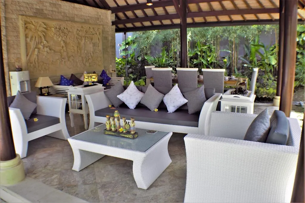 Finn'S Villa Santai Seminyak Indonesia