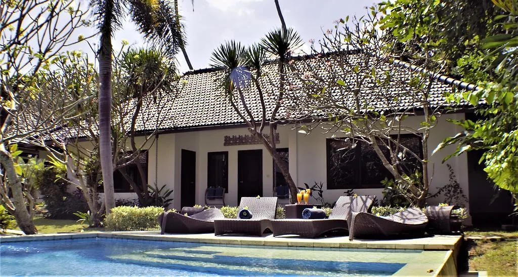 Finn'S Villa Santai Seminyak