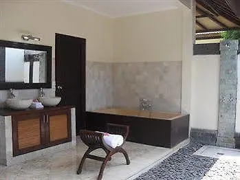 Finn'S Villa Santai Seminyak 0*,